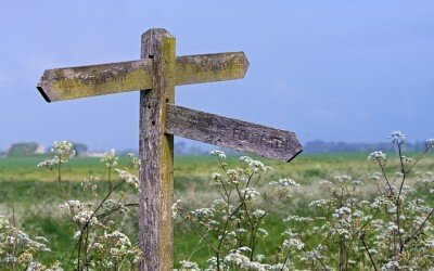 Predicting crowdfunding success: will your project fund?